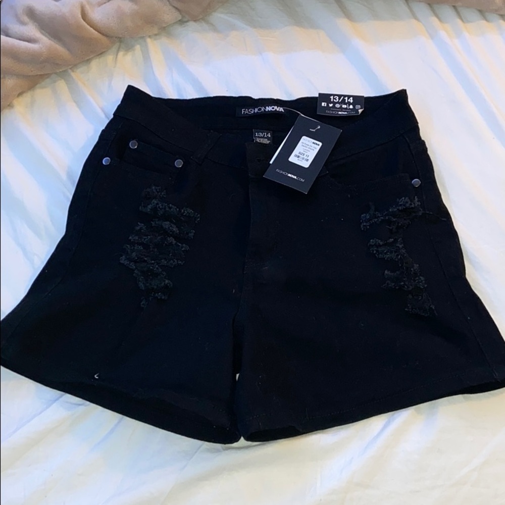 Fashion nova shorts